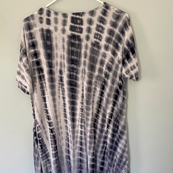 Nesting Olive S/M House Dress - Picture 3 of 4